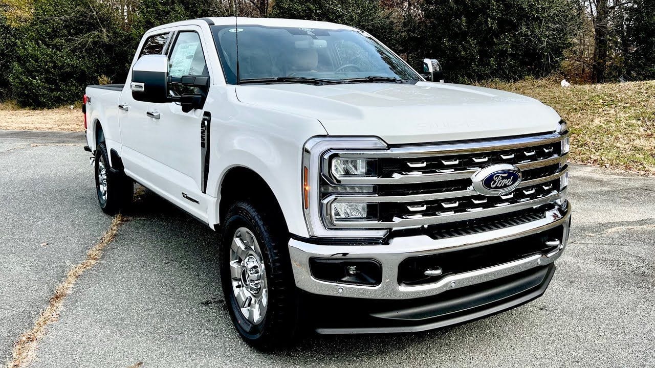 Mais um sucesso voltando, veja como ficou a nova Ford F-250 2024, modelo que fez clientes e fãs pelo Brasil