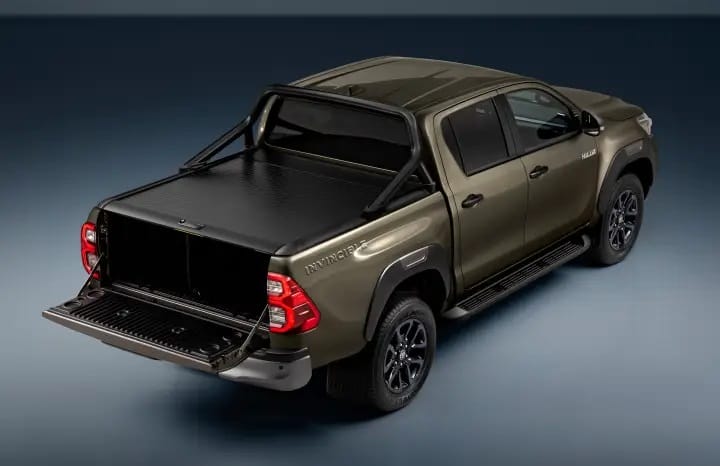 Toyota Hilux diesel híbrida - o PESADELO da Ranger chegou ao Brasil para dominar o mercado automotivo!