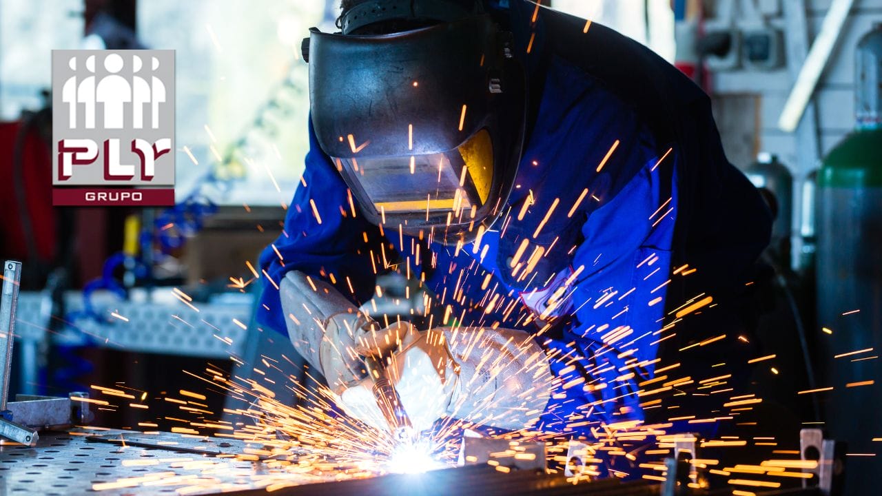 A Ply Consultoria e Serviços Auxiliares está com vagas de emprego offshore abertas, oportunidades para soldador, pintor industrial, téc de planejamento e mais