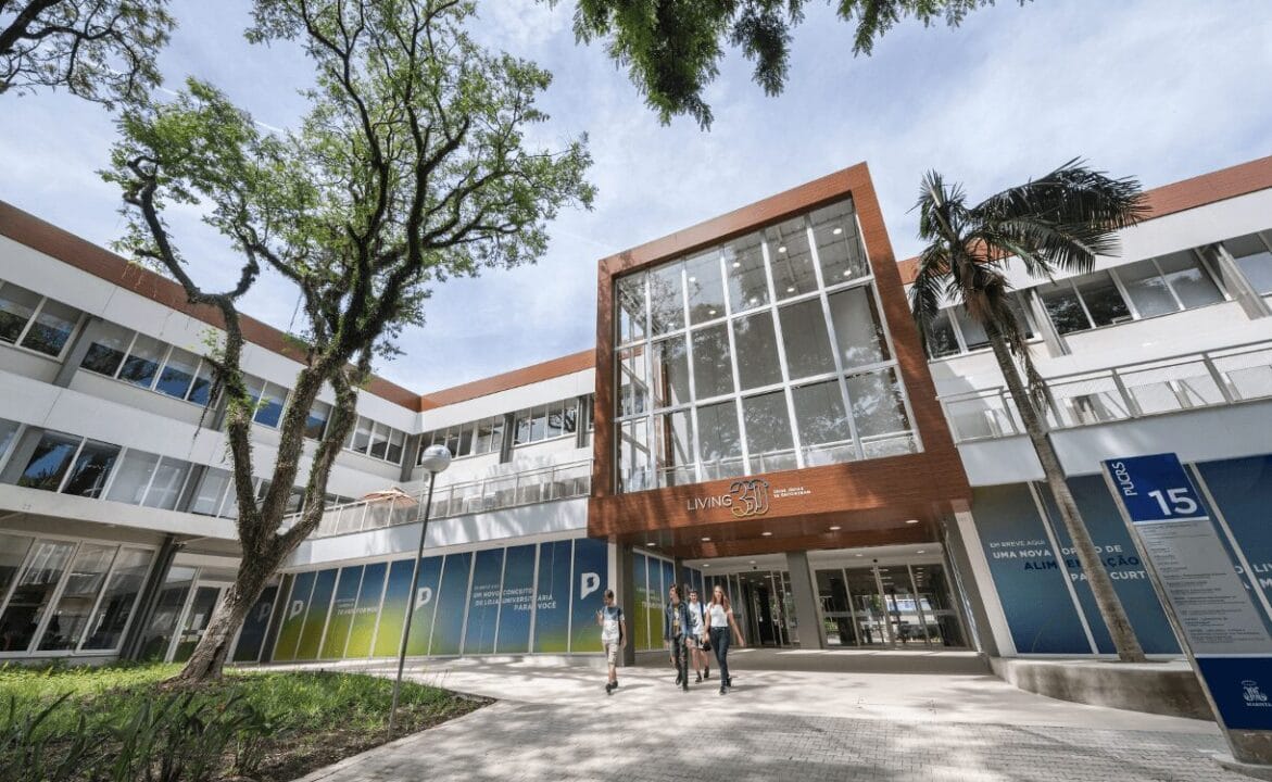 Cursos gratuitos da PUC