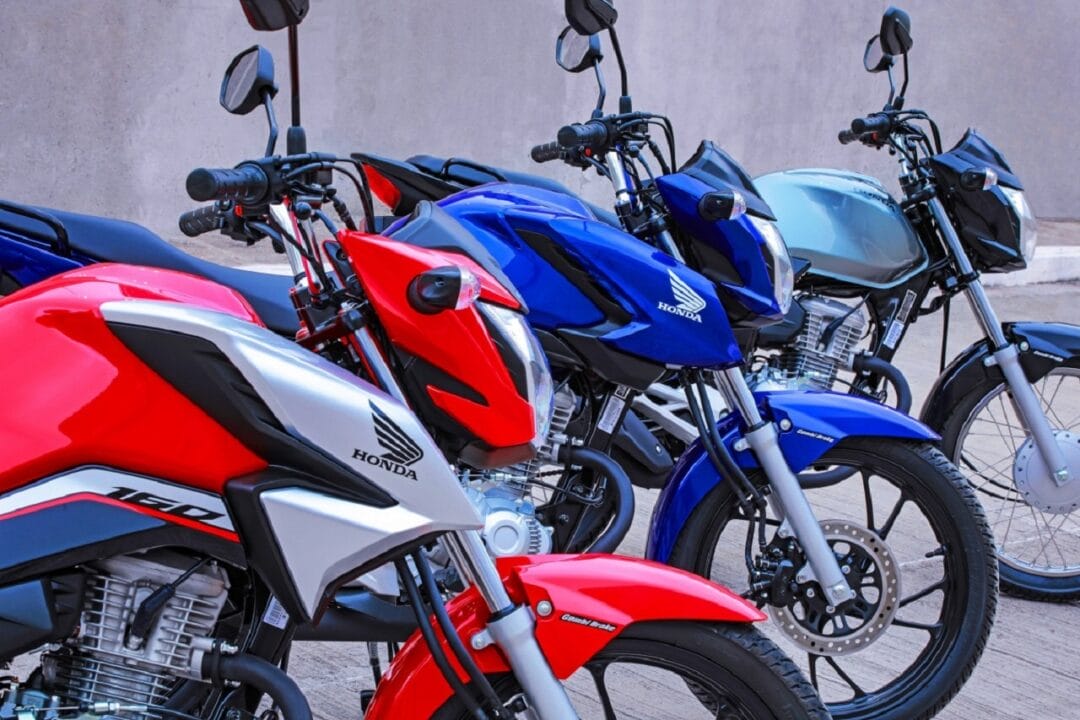 Motos a partir de R$8.990! Confira as motos mais baratas do Brasil; potência, motor, marcas e outros atributos