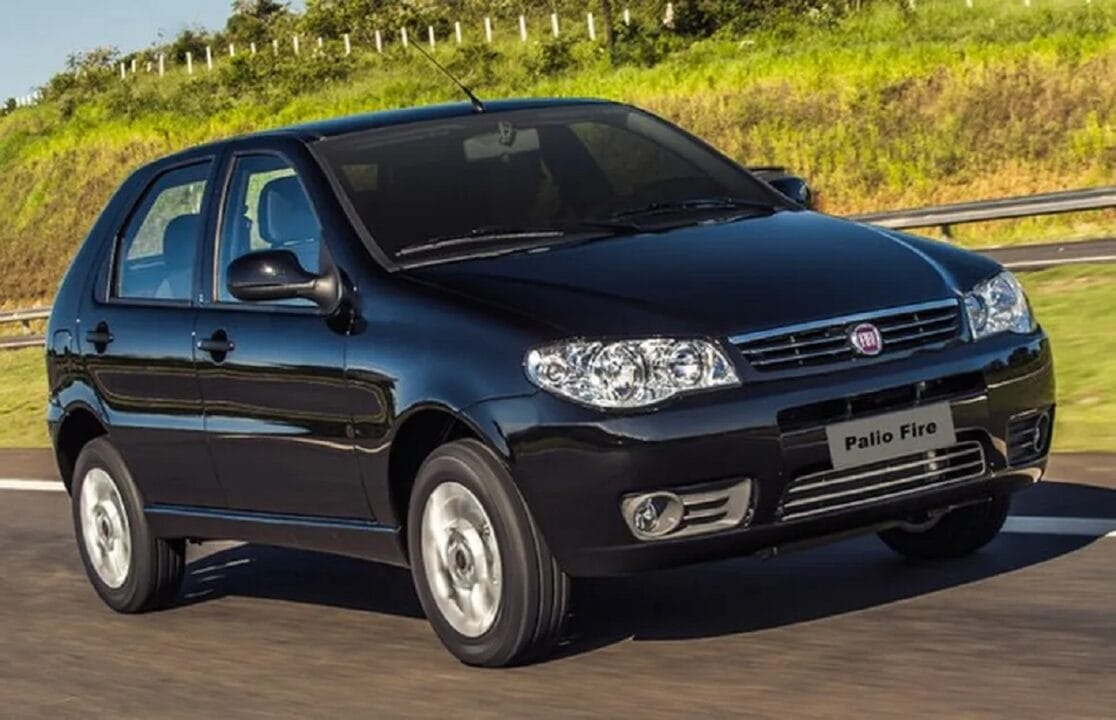 O carro popular mais barato que custava R$ 24 mil no Brasil! Relembre do Fiat Palio Fire com motor 1.0 flex de 75 cv e 9,9 kgfm