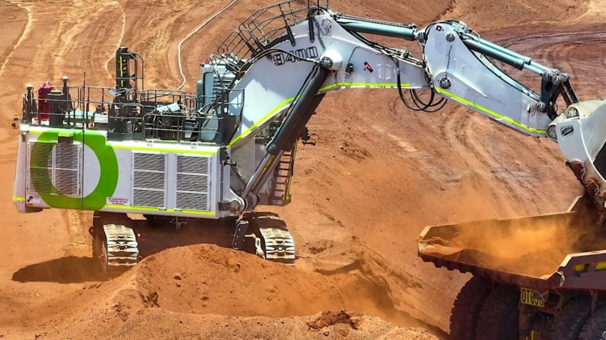 liebherr-escavadeira-mineradora