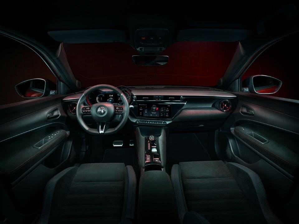 See the interior of the Alfa Romeo Milano.