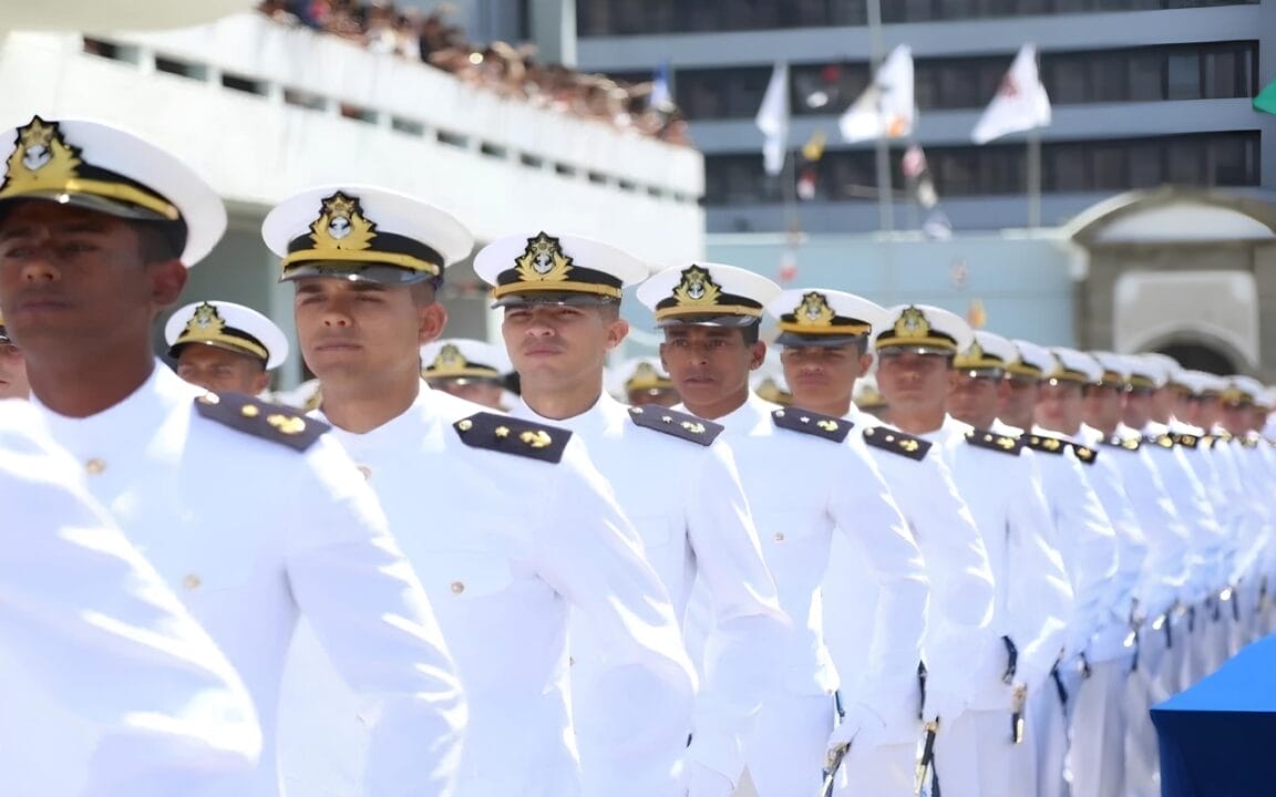 Marinha Mercante abre 293 vagas em novo concurso público para homens e mulheres com ensino médio completo
