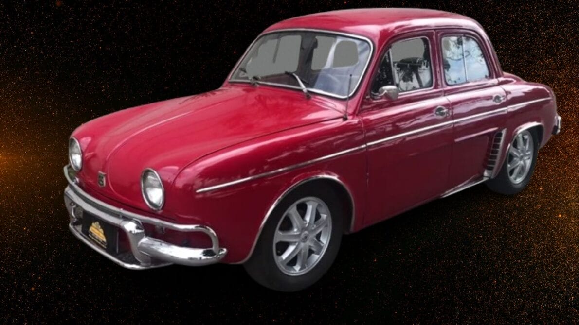 Renault Dauphine, inicialmente lançado em 1956 para substituir o Renault 4CV, transformou-se em Gordini em 1962 para melhorar sua reputação de fragilidade nas estradas brasileiras