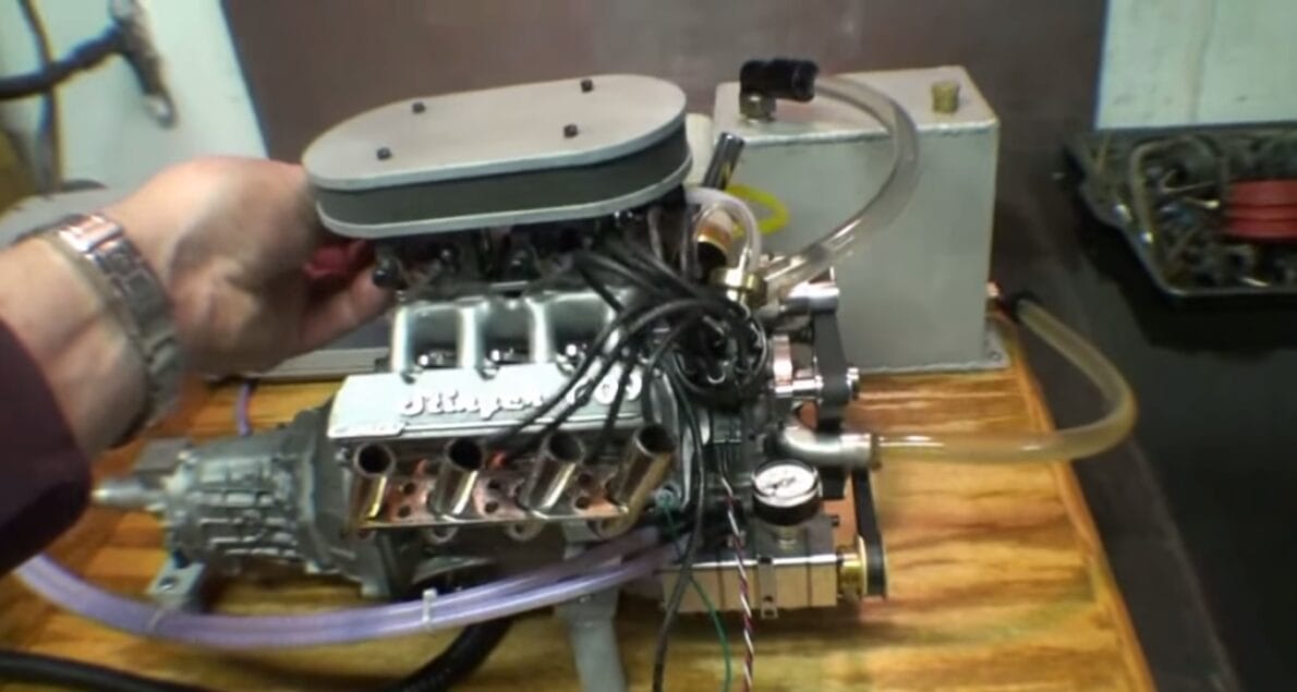 The world’s smallest V8 engine impresses with its length of 35.5 cm and maximum power at 10,000 RPM; meet the revolutionary Stinger 609!