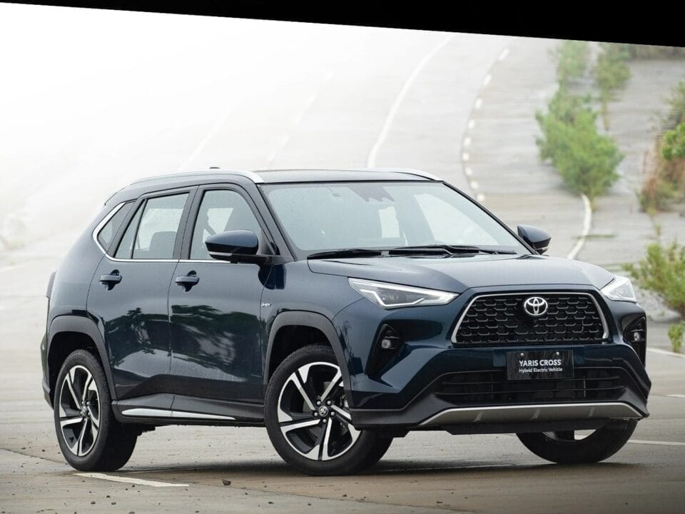 Toyota yaris - Yaris cross - mini suv - compact suv