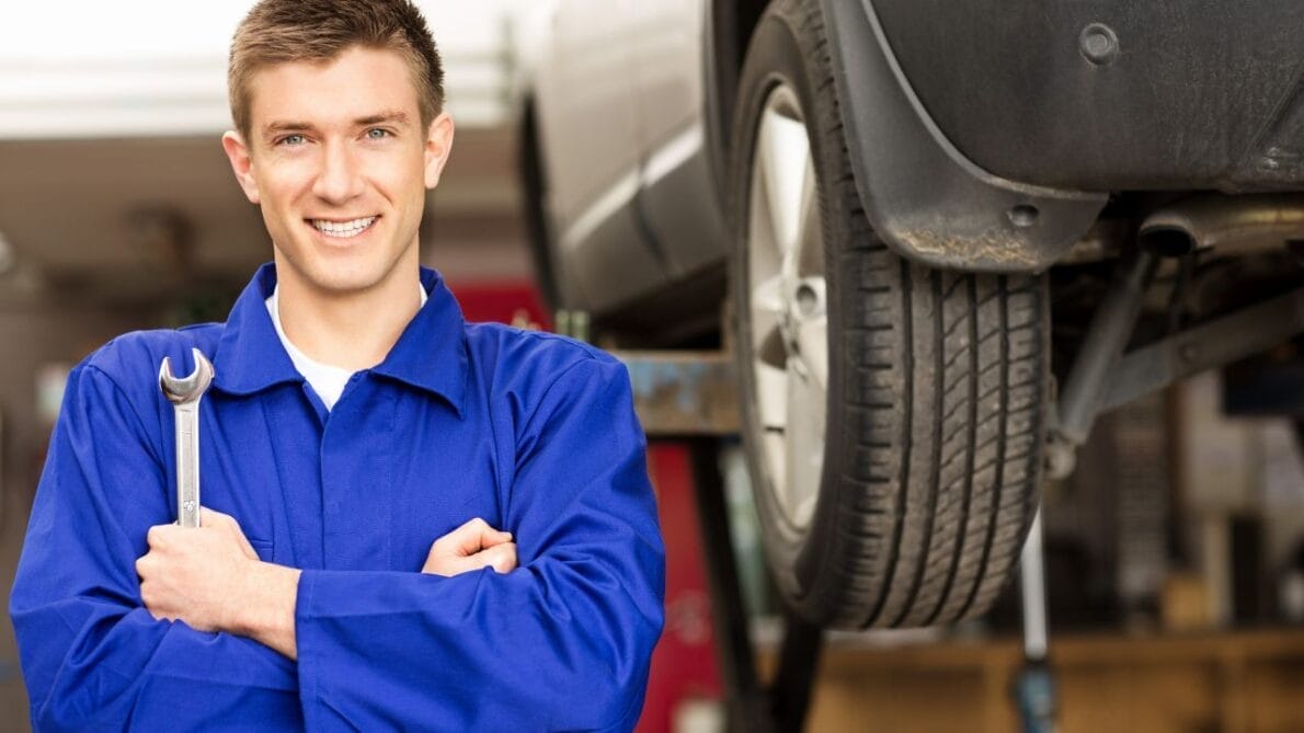 BYD Brasil abre novas oportunidades de emprego em diversas localidades: Oportunidades para mecânico de pós venda, assistente de frota, analista e mais