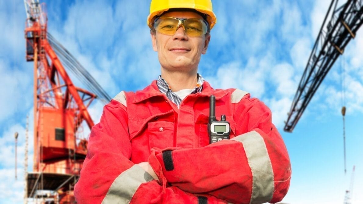 Ocyan: uma das principais fornecedoras do setor de óleo e gás abre vagas de emprego para profissionais de várias áreas; Oportunidades para caldeireiro escalador, mecânico e mais 