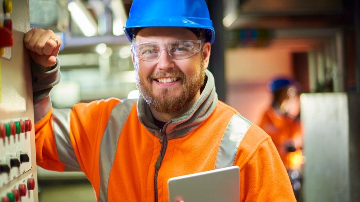 Tecnogera Geradores anuncia algumas vagas de emprego em diversos setores; Oportunidades para técnico de refrigeração, auxiliar de estoque, conferente, lavador e mais