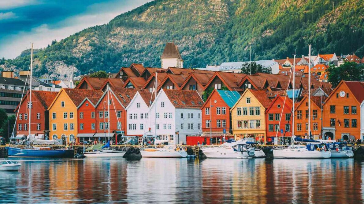 “jobs in europe”, “jobs abroad”, “labor shortage”, “job openings”, “employment in europe”