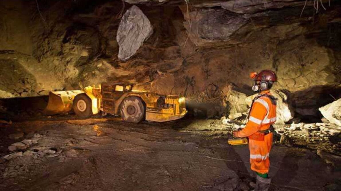 “miner”, “mining”, “jobs”, “minas gerais”, “AngloGold Ashanti”