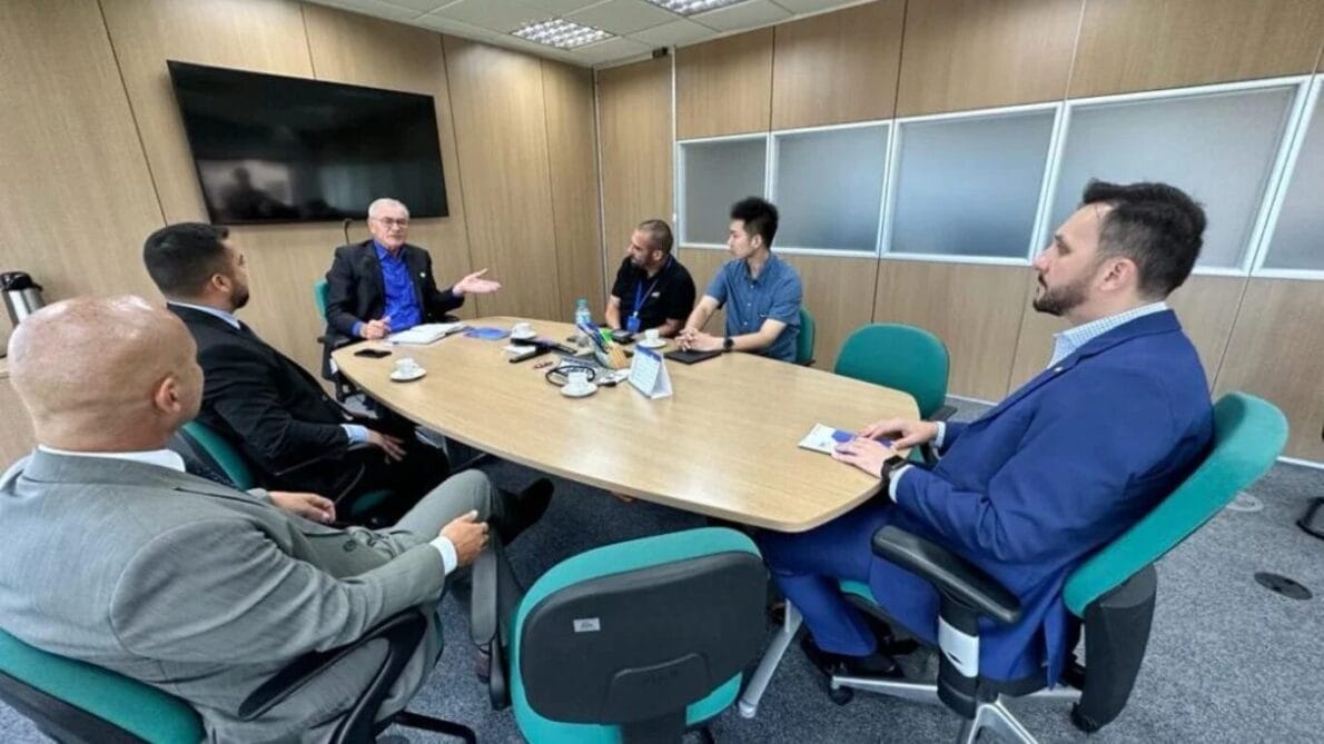 batteries”, “factory”, “santa catarina”, “energy”, "eikto"