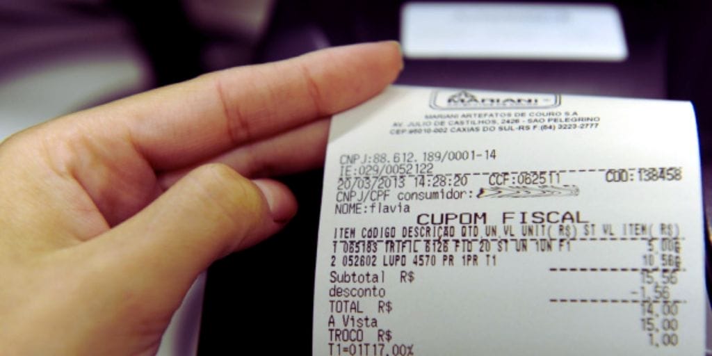 Inclua seu CPF na nota fiscal e ganhe benefícios incríveis como cashback, sorteios milionários e descontos em impostos. Saiba mais! (Imagem: reprodução)