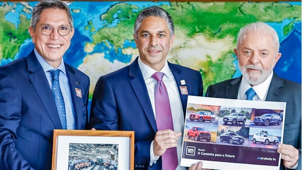 “chevrolet, “investimento”, “lançamento”, “gm”, “onix suv”