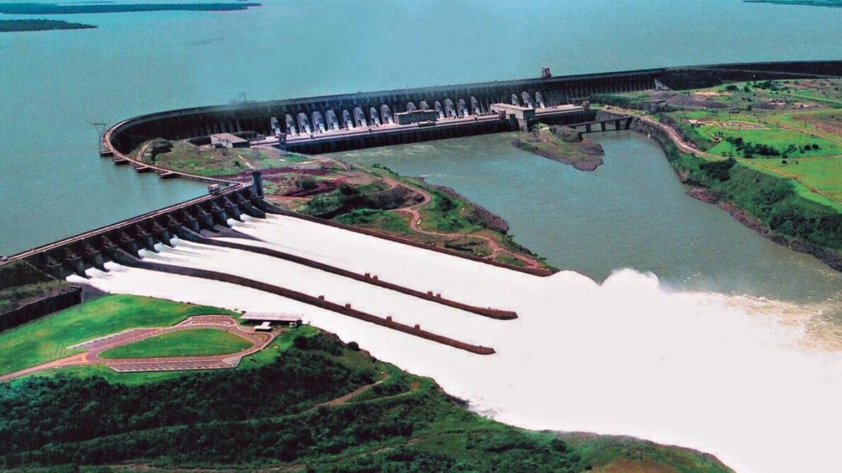 “itaipu binacional”, “energia”, “energia solar”, “hidrelétrica”, “usina”