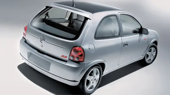 Chevy C2, the Chevrolet Corsa sold only in Mexico