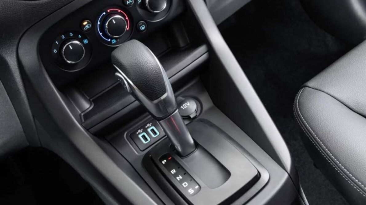 Descubra as vantagens e desvantagens do Câmbio Powershift: o que você precisa saber sobre problemas e manutenção de carros.