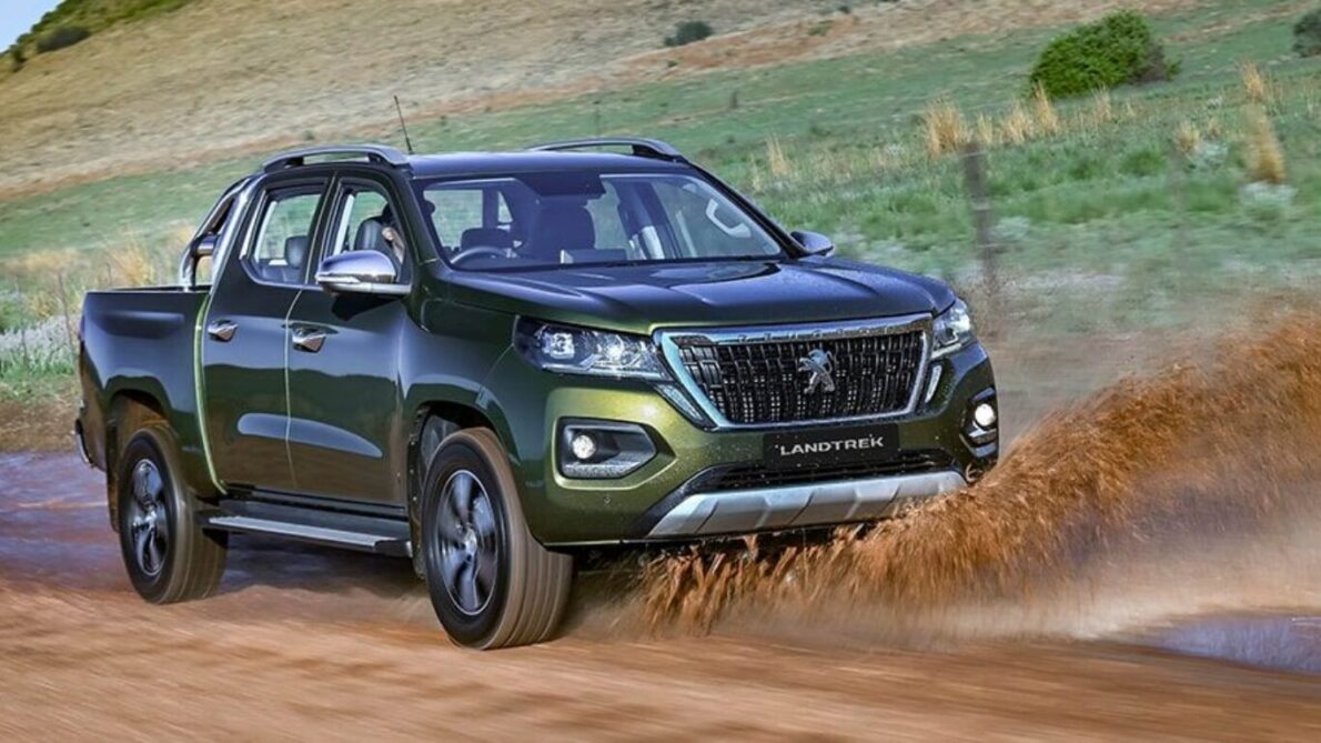 Use these keywords: “stellantis”, “investment”, “argentina”, “titano”, “fiat”