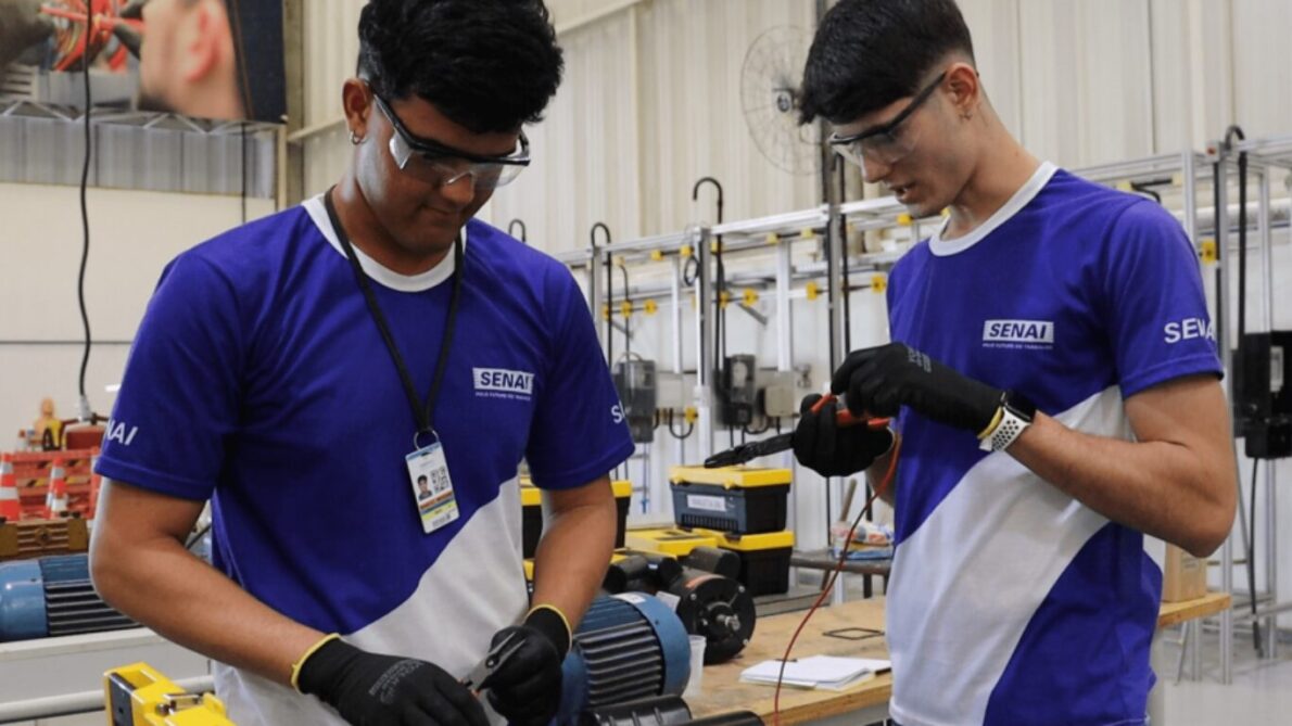 “free course”, “SENAI course”, “SENAI”, “young apprentice”