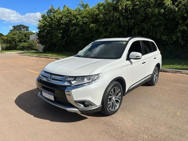 Mitsubishi Outlander 2.2 Turbodiesel HPE 2016