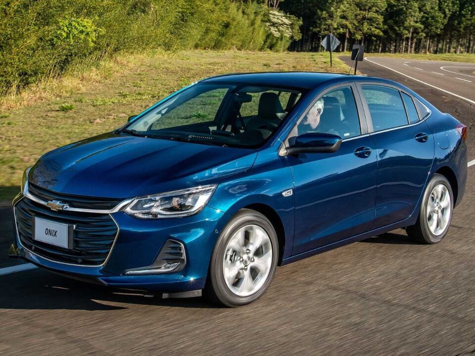 Costing less than R$ 60 thousand, Chevrolet sedan surpasses current models with turbo engine option in the automotive market and a consumption of 17.5 kmL