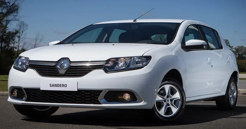 For less than R$ 30 thousand, Renault's popular car outshines current models in the 5-door Hatch market with a consumption of 14.2 km/l with gasoline