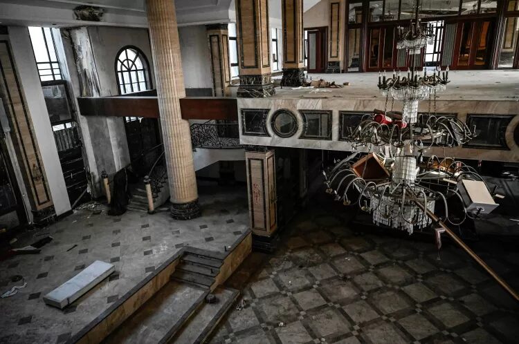 The Mystery Of The Abandoned Millionaire Mansions In China. (Image: JADE GAO/AFP)