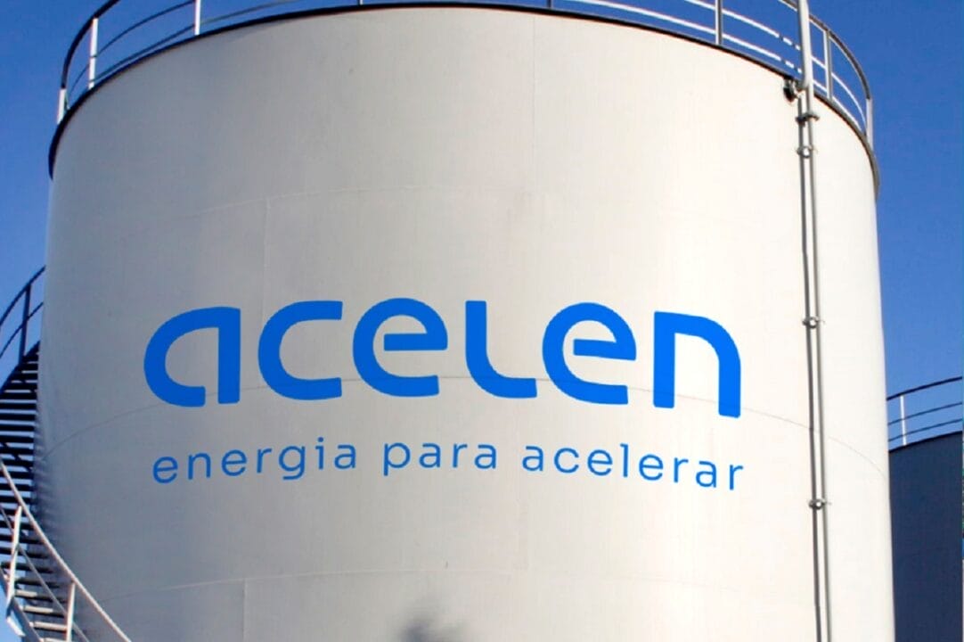 Acelen investirá US$ 3 bilhões em biorrefinaria na Bahia