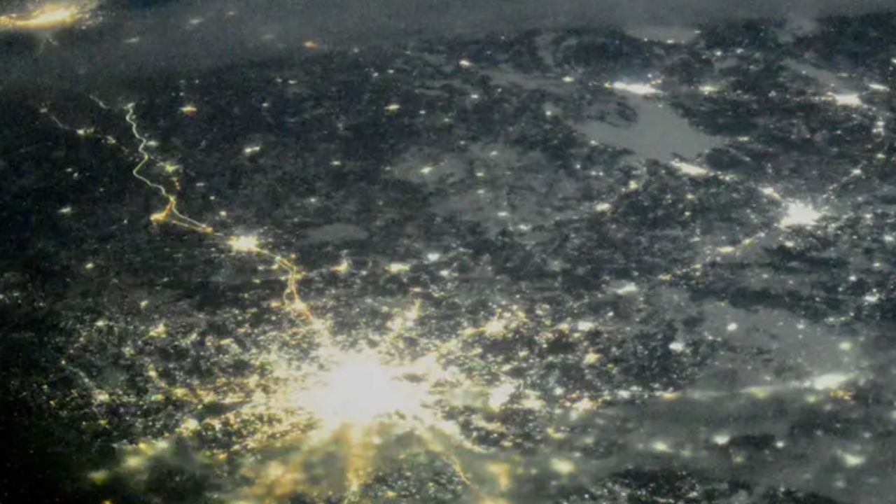 Economia da Rússia em colapso? Suécia usa satélites para revelar a verdade oculta sobre Moscou