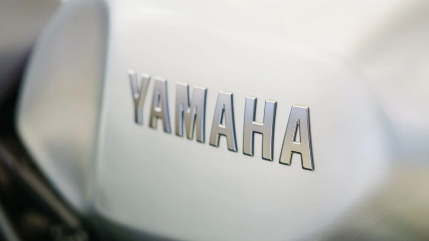 “Yamaha”, “RX 180”, “moto”, “relançamento”