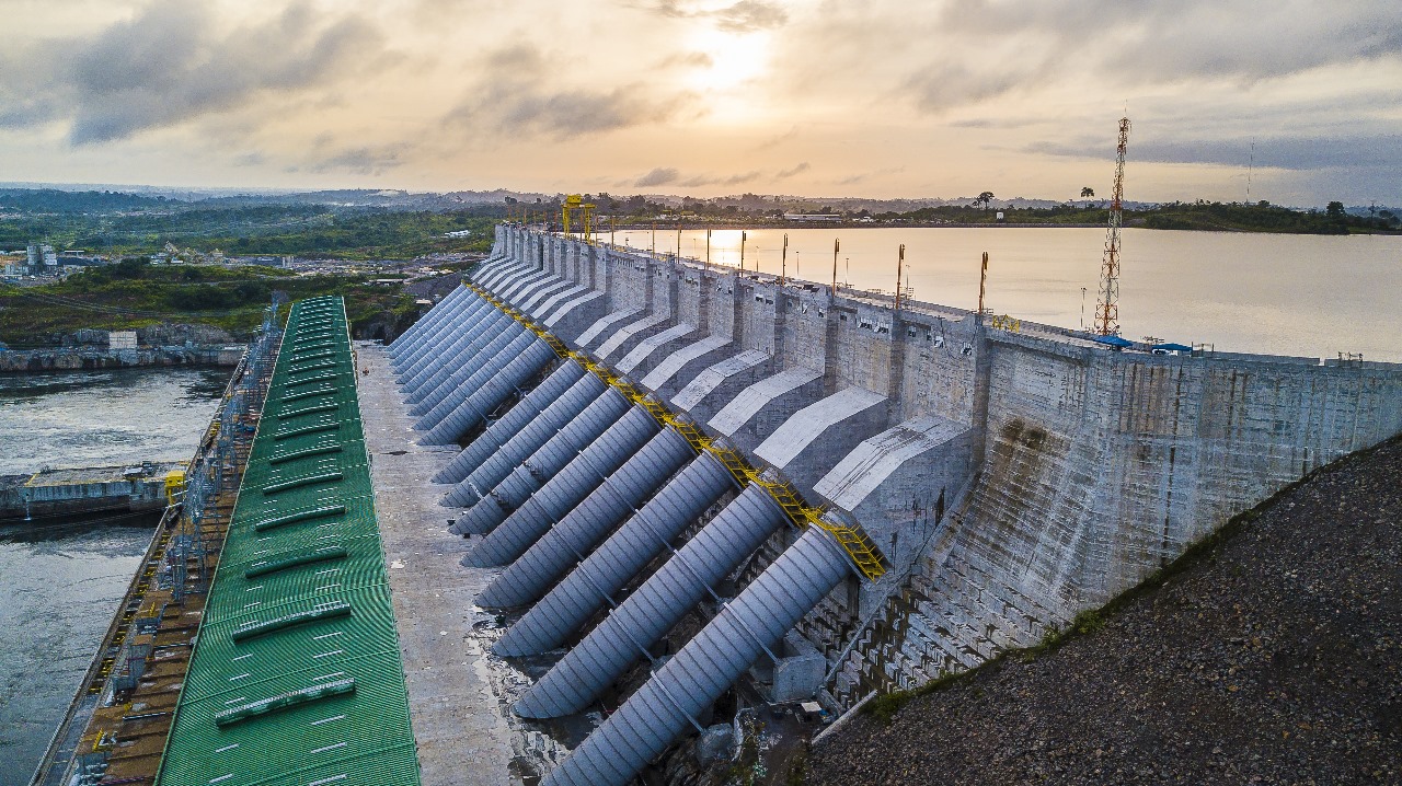 concessionária, empresa, companhia