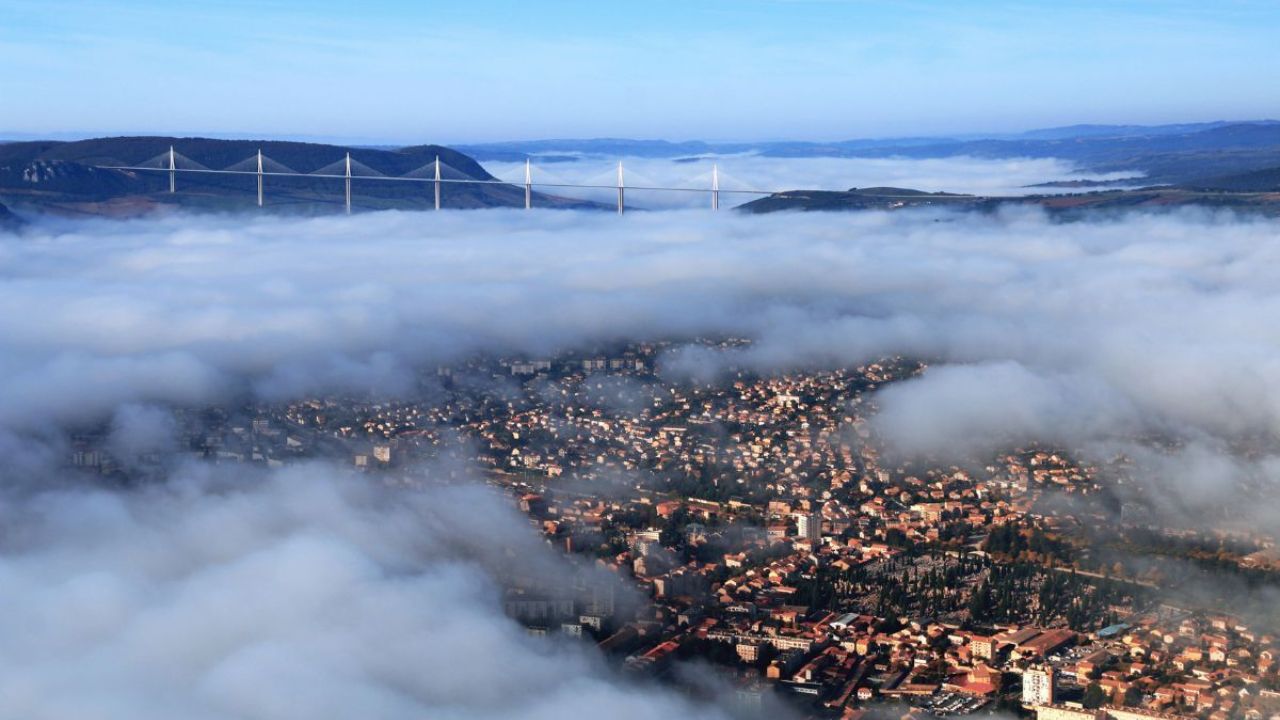 A ponte acima das nuvens que custou 400 milhões de euros e redefiniu a engenharia mundial!