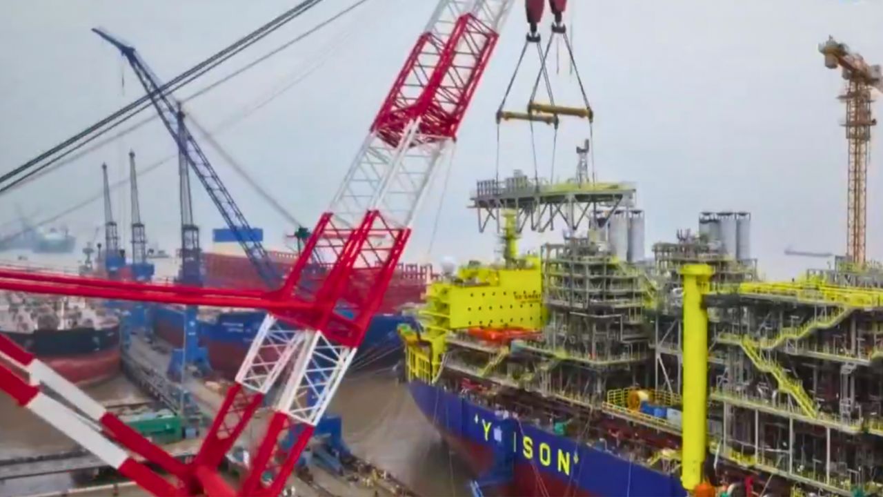 China revoluciona a indústria com o primeiro navio de produção de petróleo capaz de capturar carbono e gerar energia!