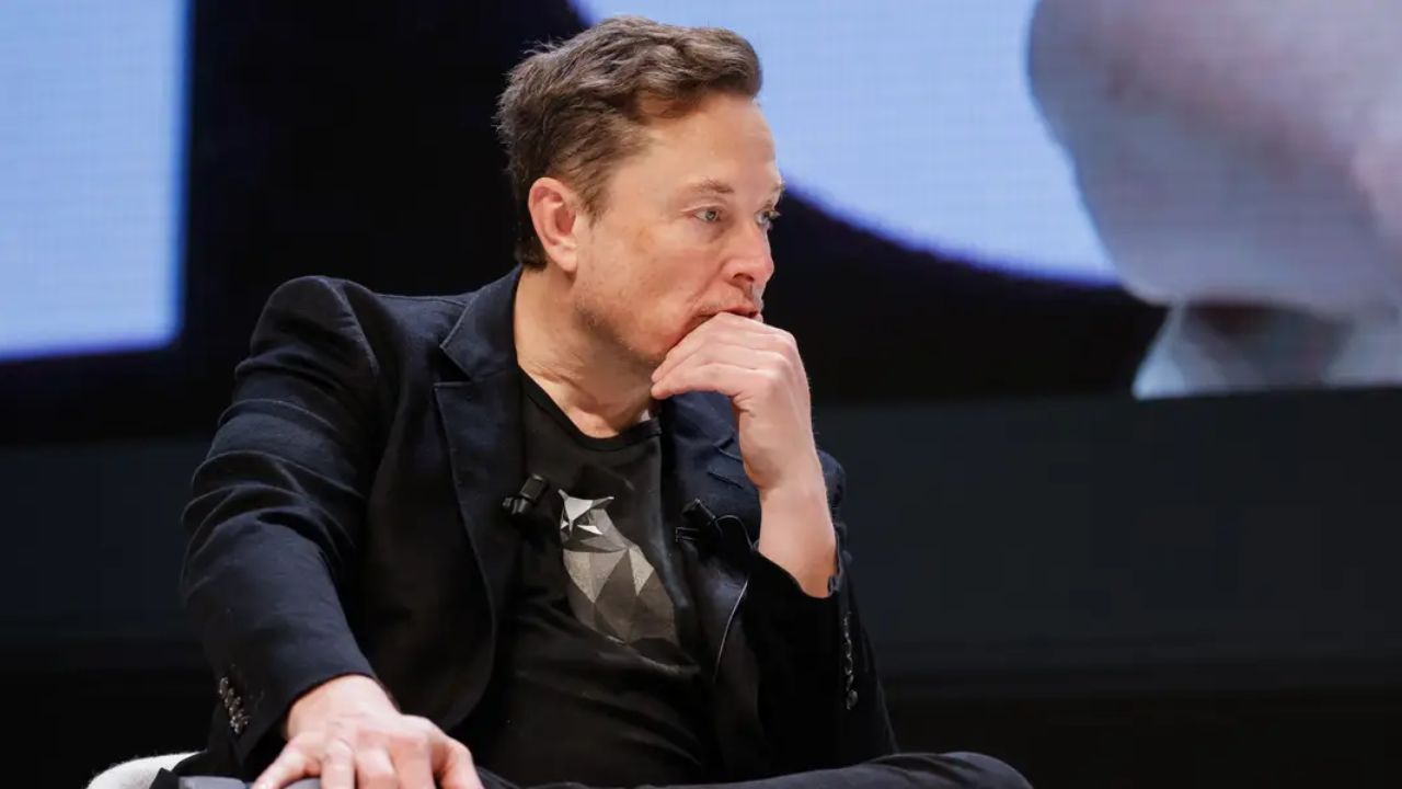 Elon Musk admite erro: Tesla falha em cumprir promessa histórica de direção autônoma após 9 anos!