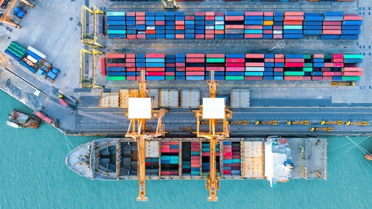 transporte - shipping - logística - asia - dubai