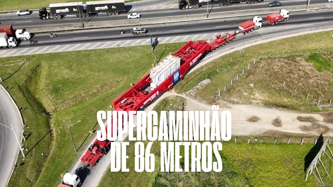 Supercaminhão com 86 metros transportando um transformador de energia de 450 toneladas passará pelas BRs 470 e 101 neste domingo, exigindo bloqueios e escolta da PRF