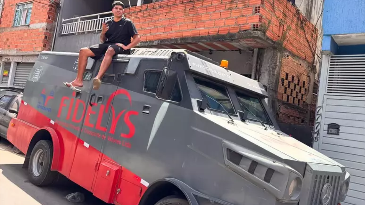 Influenciador arremata carro-forte em leilão, viraliza nas redes e chama atenção do Exército. Polêmica, a apreensão e os planos de venda.