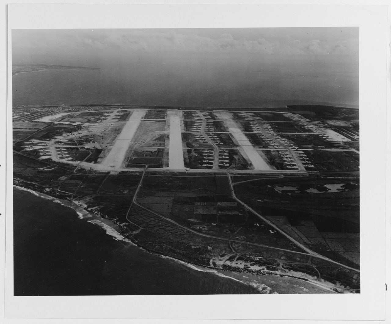 Base aérea, Tinian, Estados Unidos, Segunda Guerra
