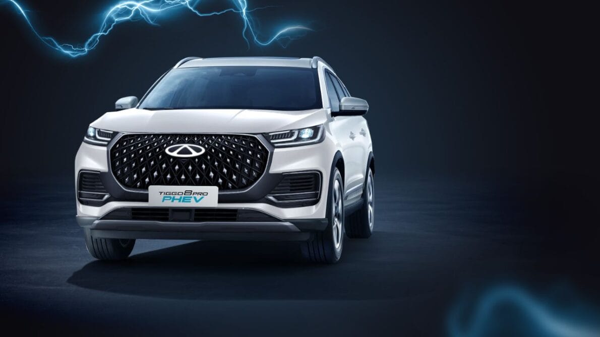 CAOA Chery lança o novo Tiggo 8 PRO Plug-in Hybrid 2025 com 317 cv e autonomia elétrica de 54 km