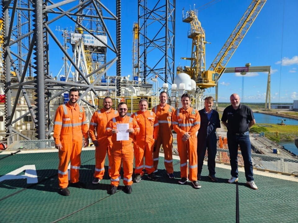 Equipte Etesco Petrobras jack-up plataformas offshore