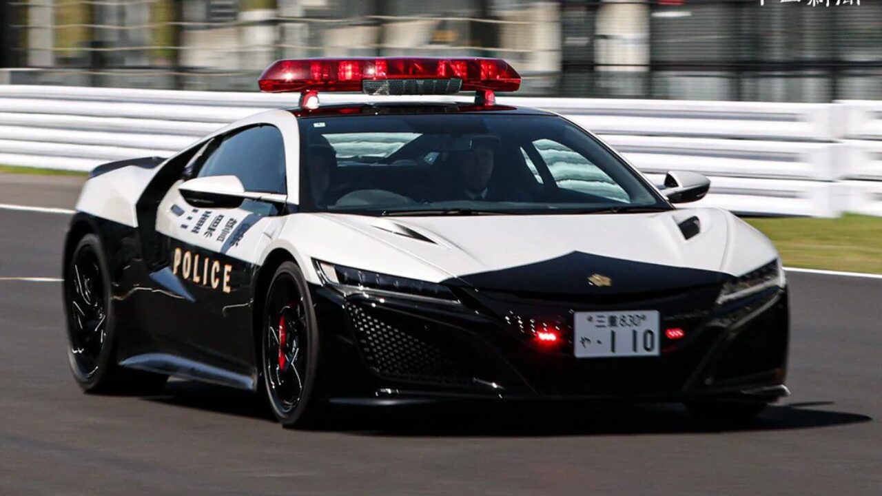 Japanese Police Receives Honda NSX As Donation. The Car Is Valued