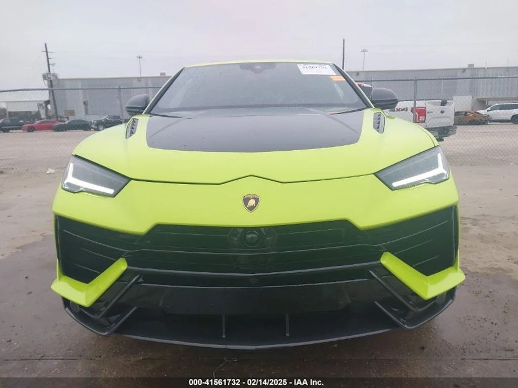 Lamborghini Urus é declarado “perda total