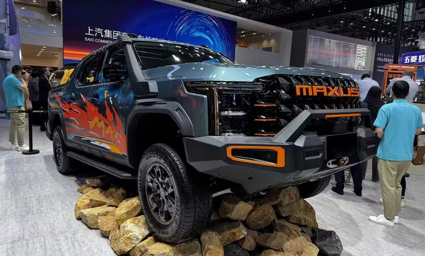 Nova Amarok 2027 surpreende: plataforma chinesa, porte gigante e versões híbridas! A revolução das picapes já tem data para começar. Foto: André Paixão/Autoesporte