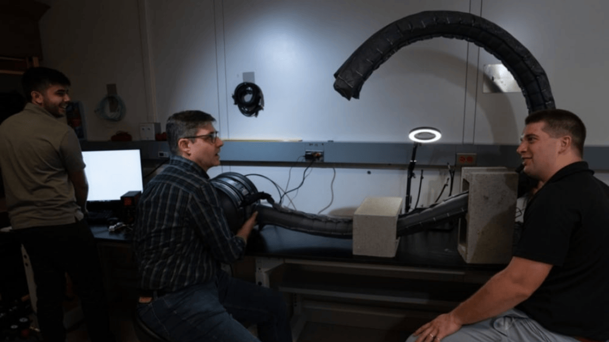 Robô SPROUT, desenvolvido por pesquisadores do MIT, se destaca por sua mobilidade e potencial em missões de salvamento.