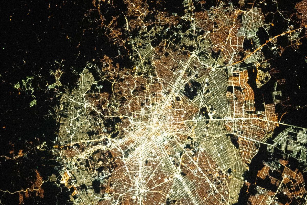 Sabia? Curitiba, uma importante capital brasileira, repousa sobre falhas geológicas! 🇧🇷 Entenda a geologia, os tremores e as implicações