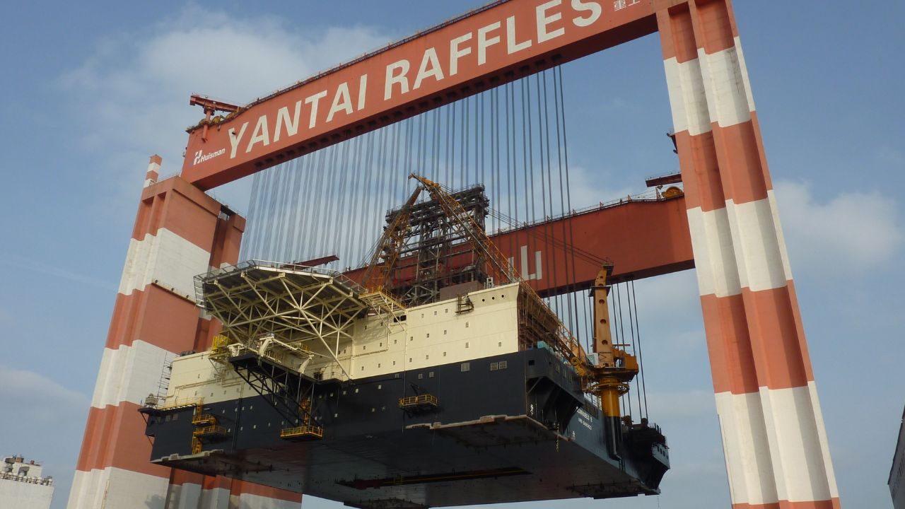 Os maiores guindastes do mundo: a engenharia por trás e como seu poder na indústria desafia o conhecimento comum