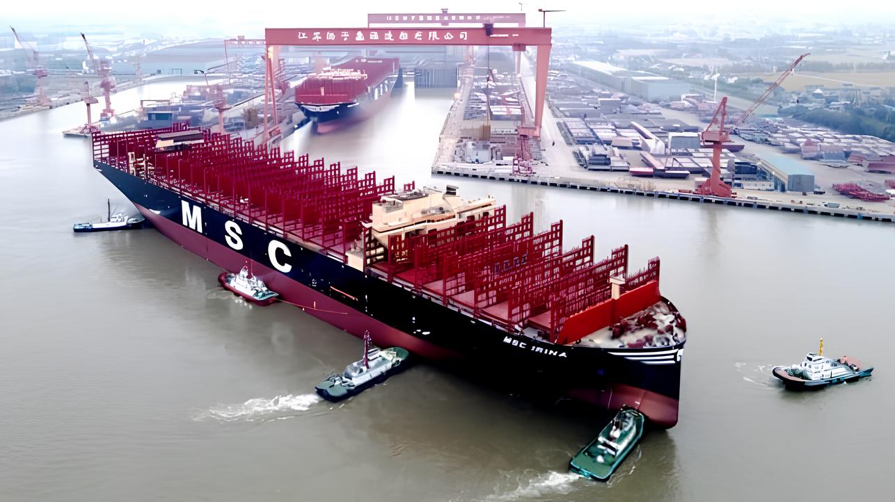 Conheça o navio que consome por dia o equivalente a mil tanques cheios de caminhão — e cruza oceanos sem parar