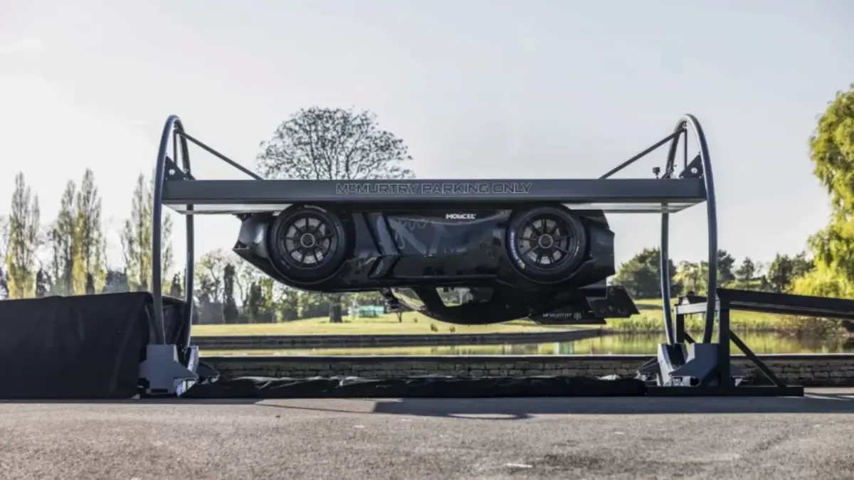 McMurtry Spéirling, Supercarro, Cabeça para baixo